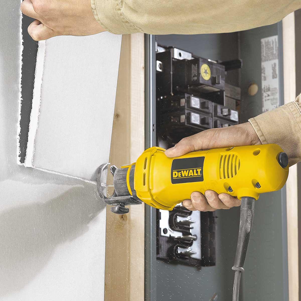 DeWalt DW660 Drywall Router